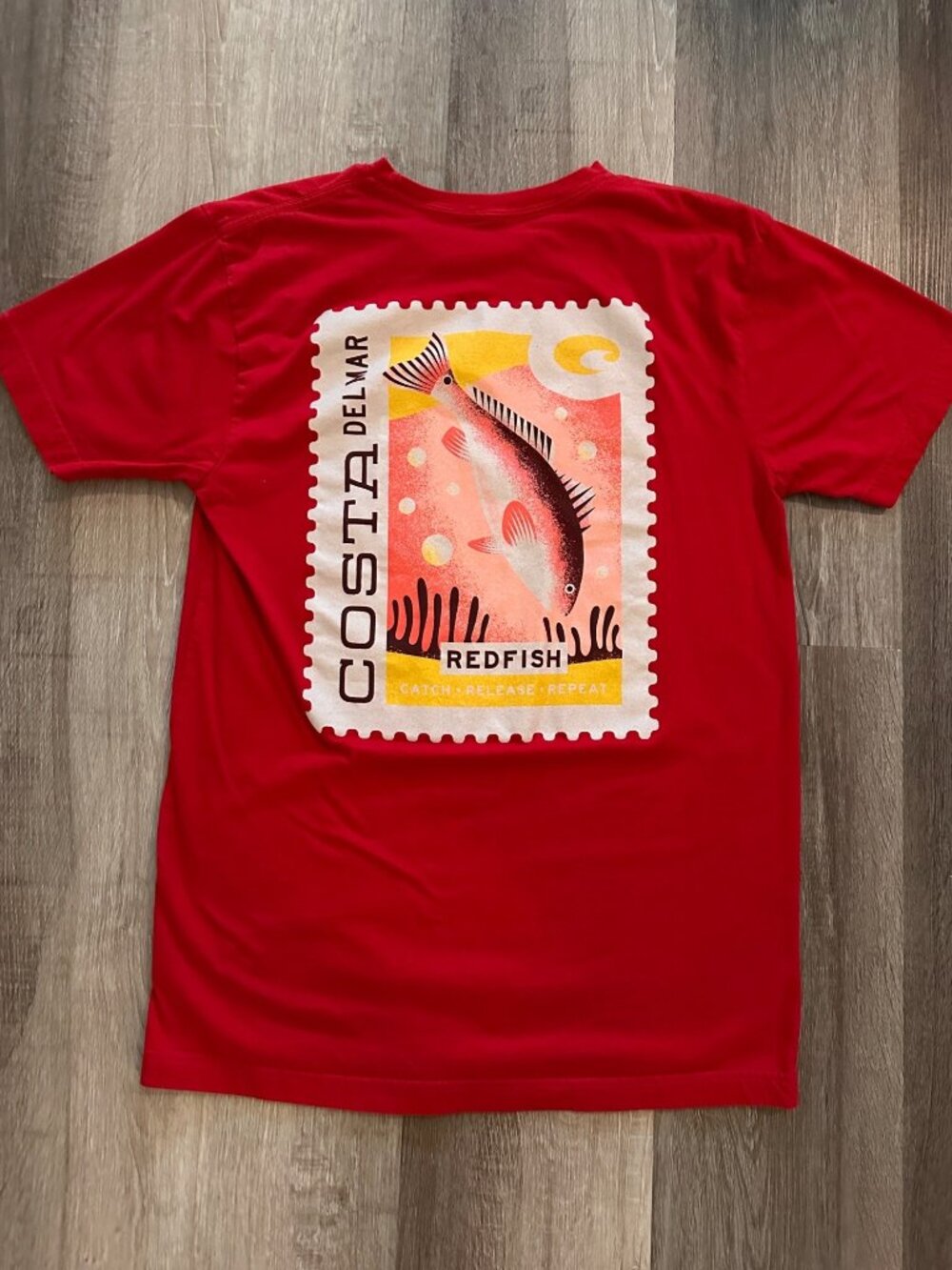 Costa Del Mar red fish shirt size men’s m